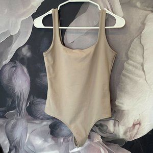 Soft Matte Seamless Squareneck Bodysuit